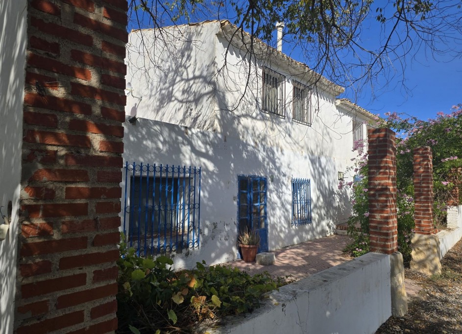 Sprzedaż - Finca nieruchomość wiejska -
Monóvar