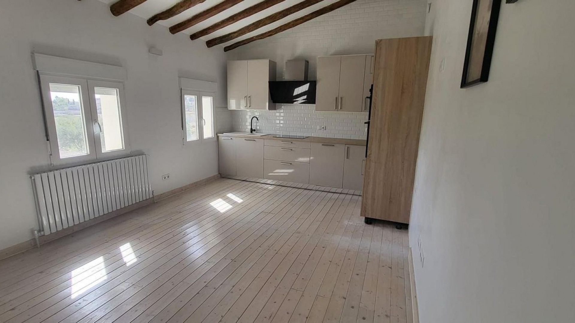 Sprzedaż - Finca nieruchomość wiejska -
Raspay