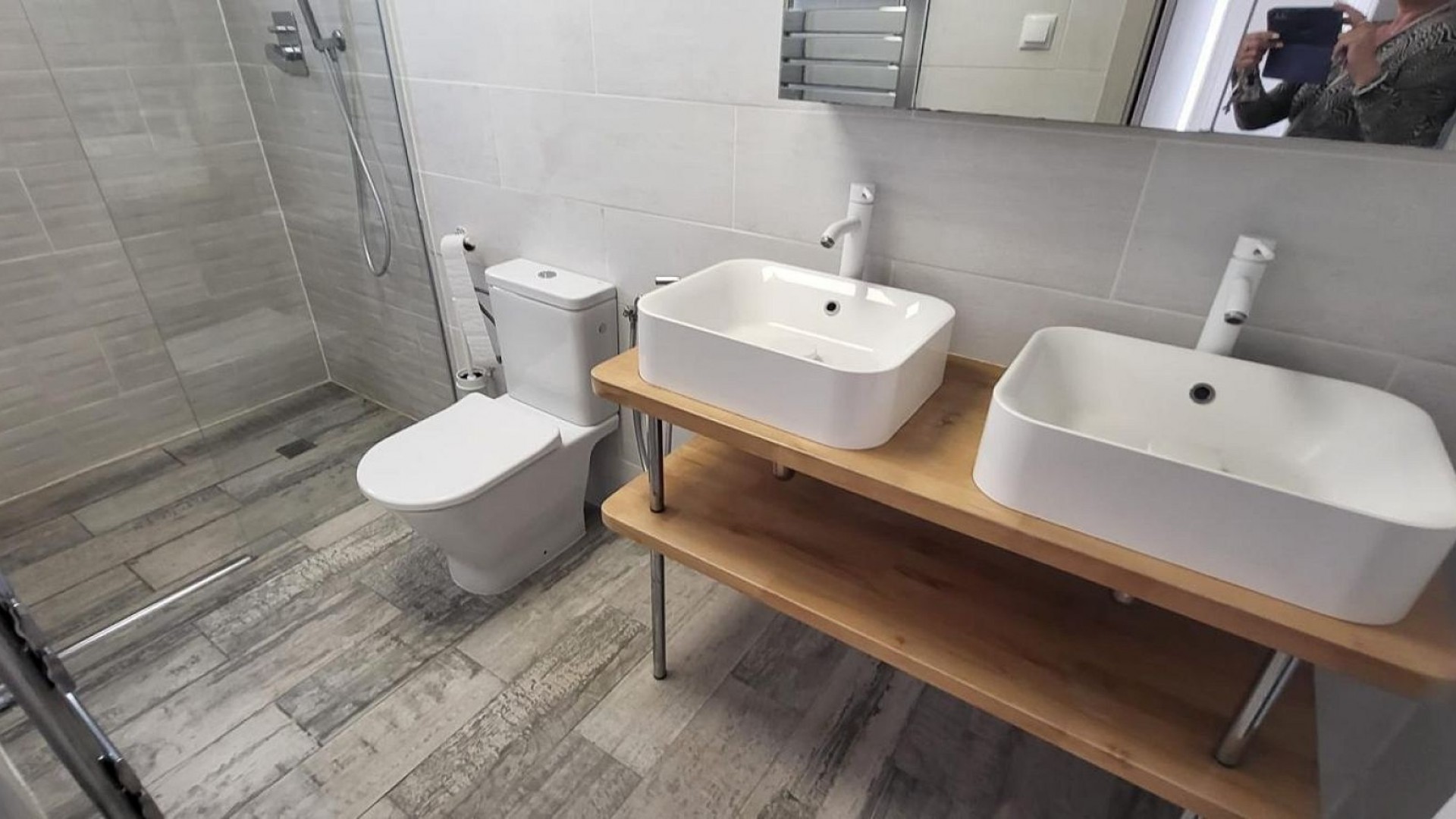 Sprzedaż - Finca nieruchomość wiejska -
Raspay