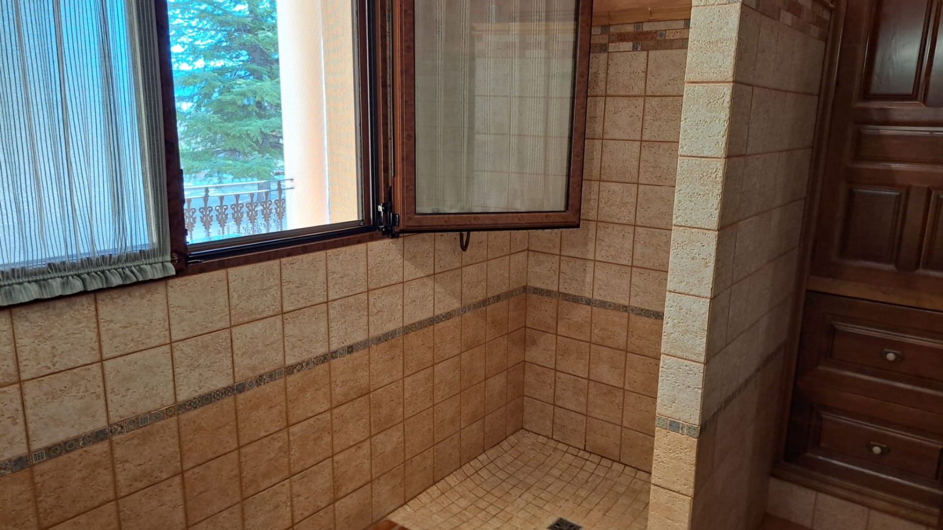 Sprzedaż - Finca nieruchomość wiejska -
Salinas