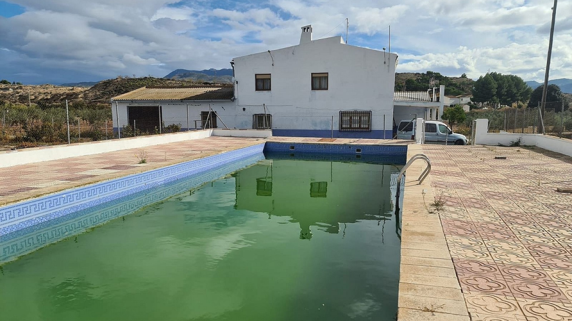 Sprzedaż - Finca nieruchomość wiejska -
SAX