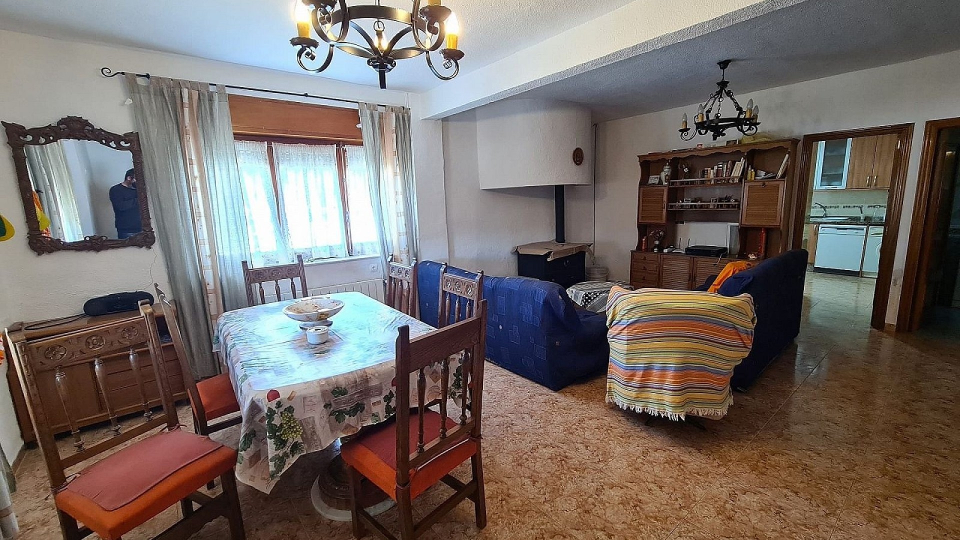 Sprzedaż - Finca nieruchomość wiejska -
SAX