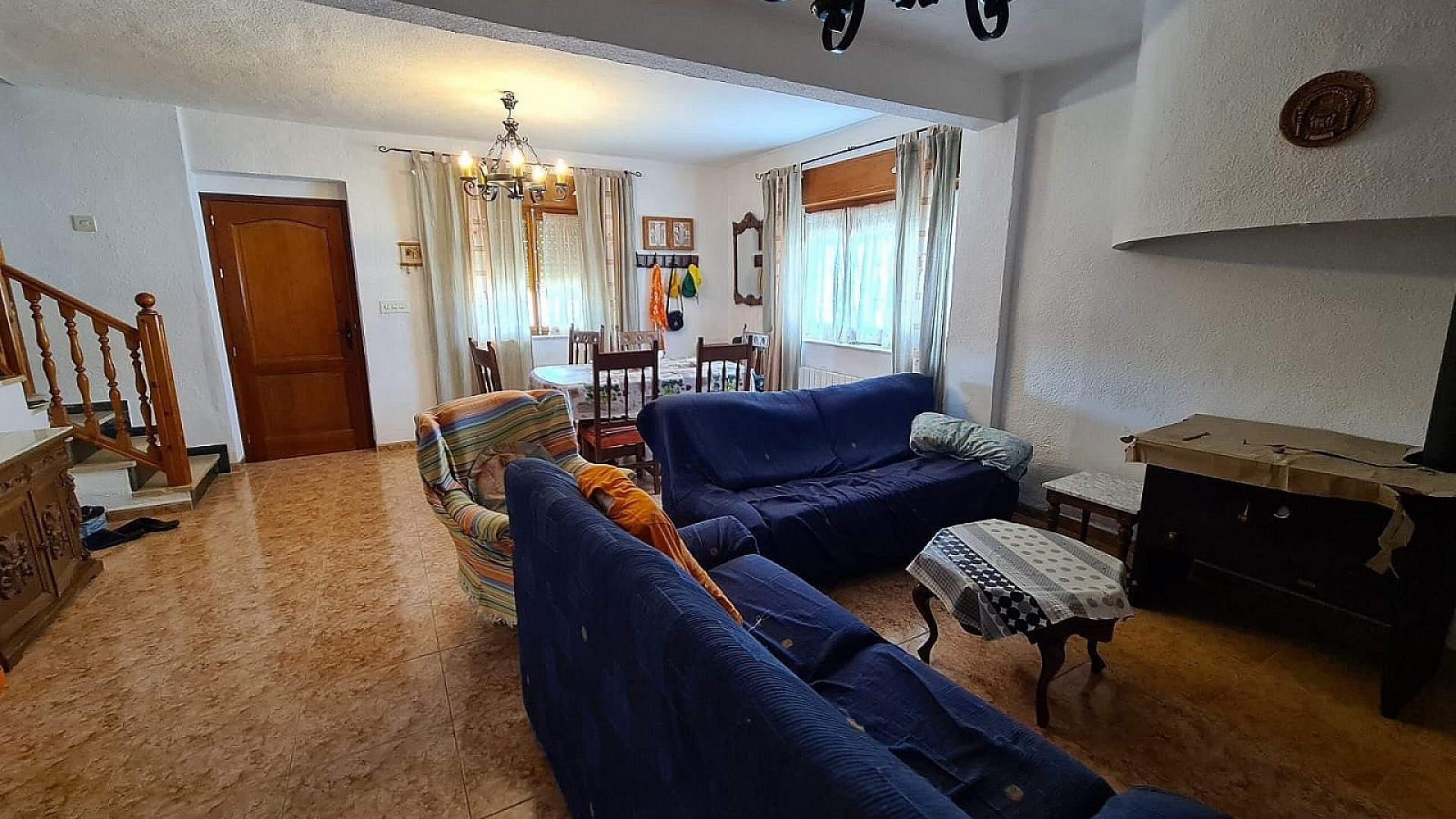 Sprzedaż - Finca nieruchomość wiejska -
SAX