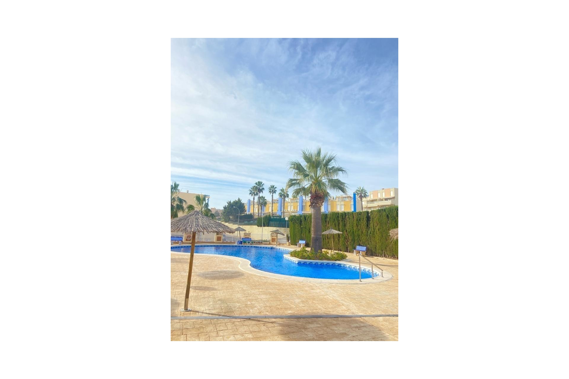 Sprzedaż - Maison de ville -
Orihuela Costa - Campoamor