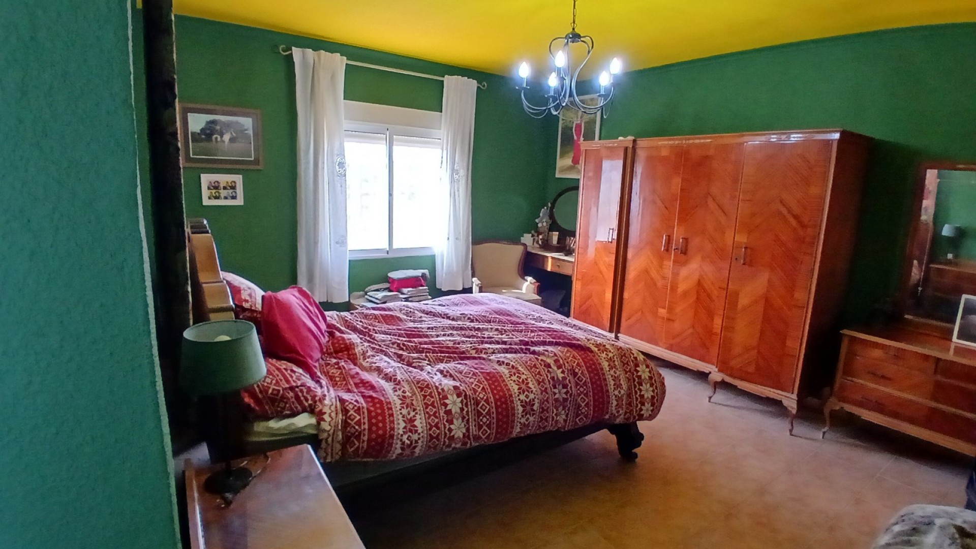 Sprzedaż - Nieruchomość jeździecka -
Monóvar