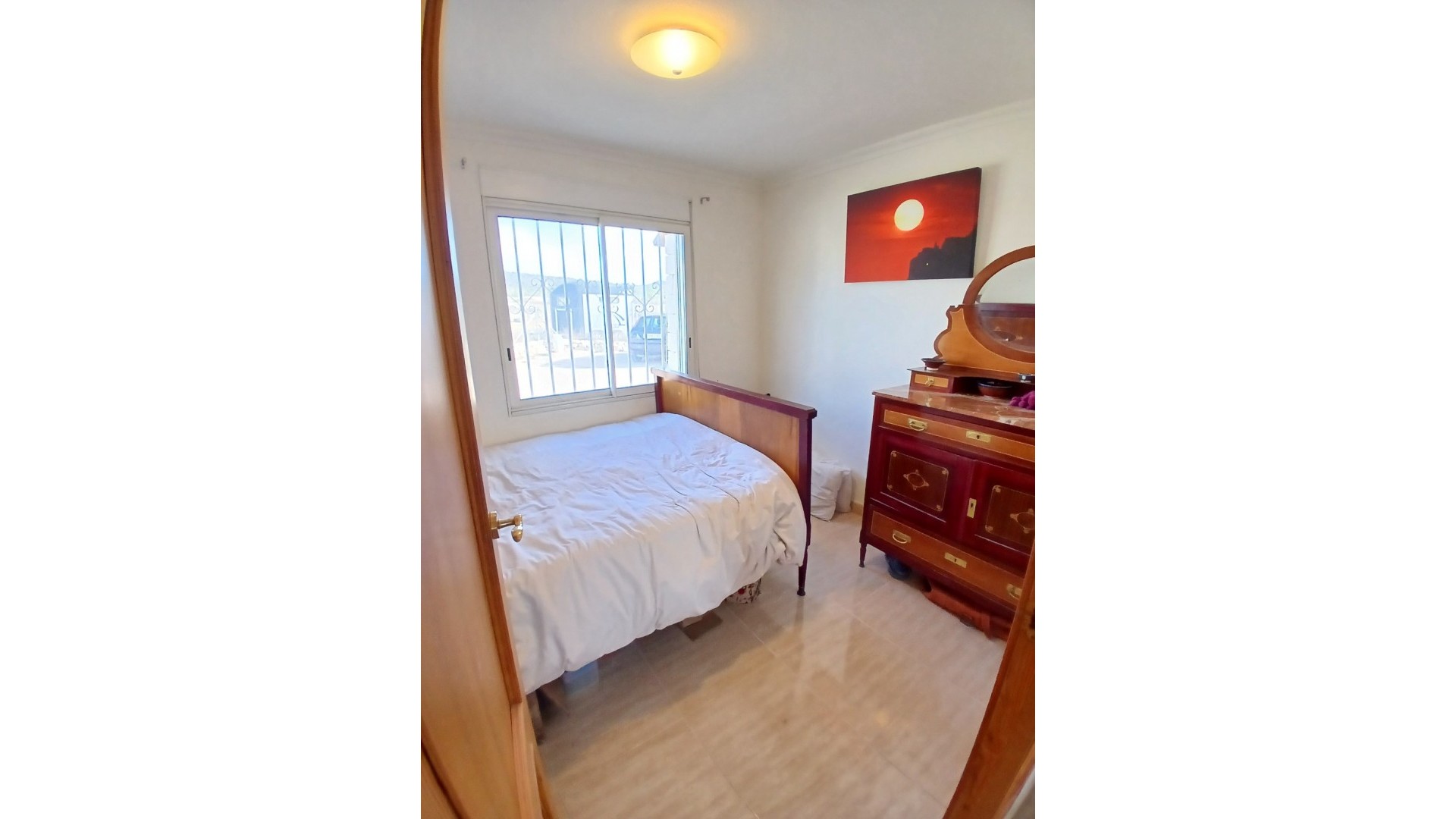 Sprzedaż - Nieruchomość jeździecka -
Monóvar