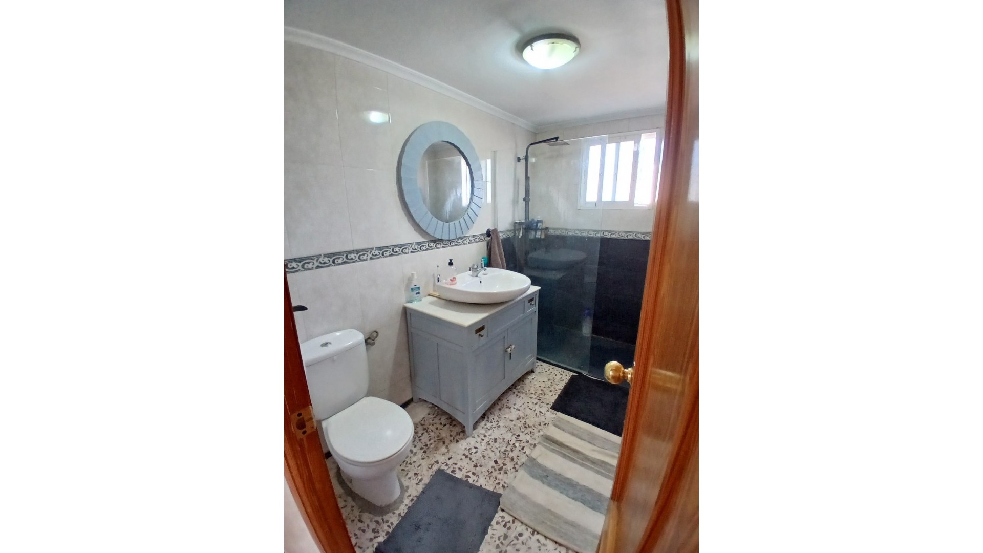 Sprzedaż - Nieruchomość jeździecka -
Monóvar