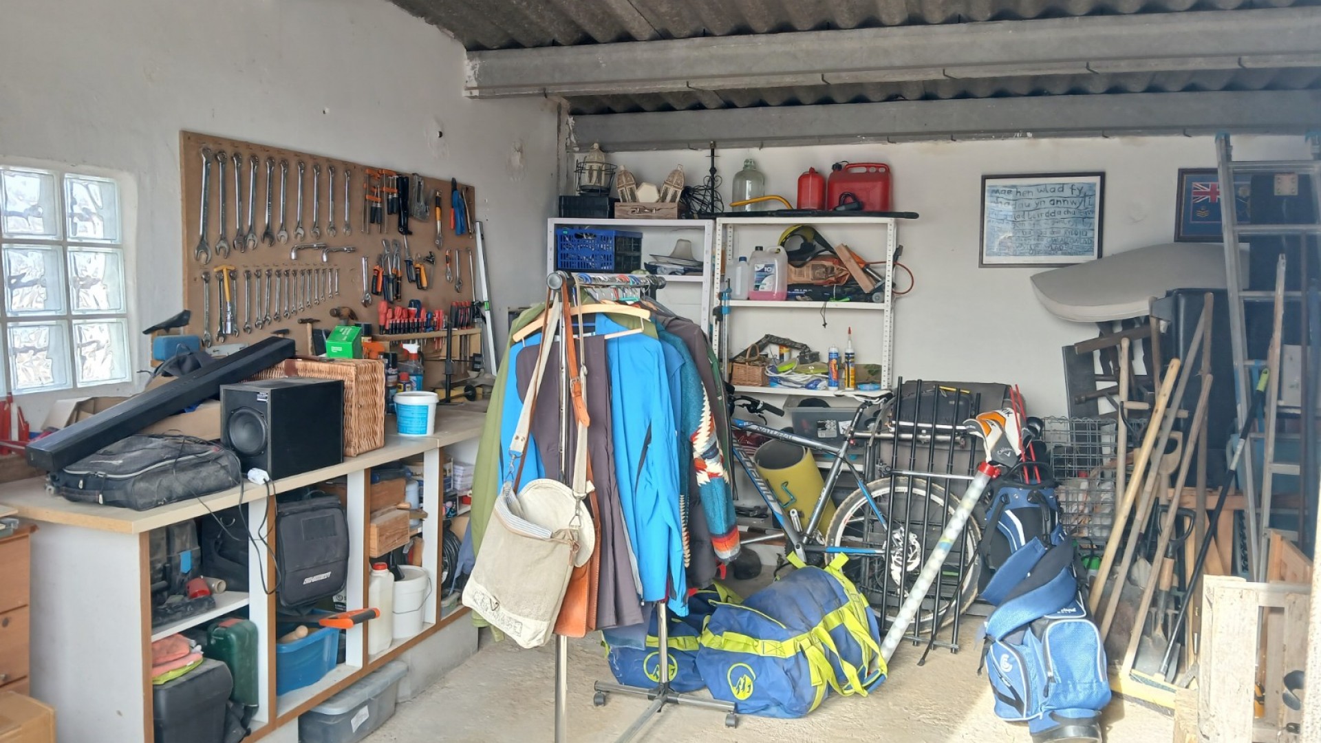 Sprzedaż - Nieruchomość jeździecka -
Monóvar