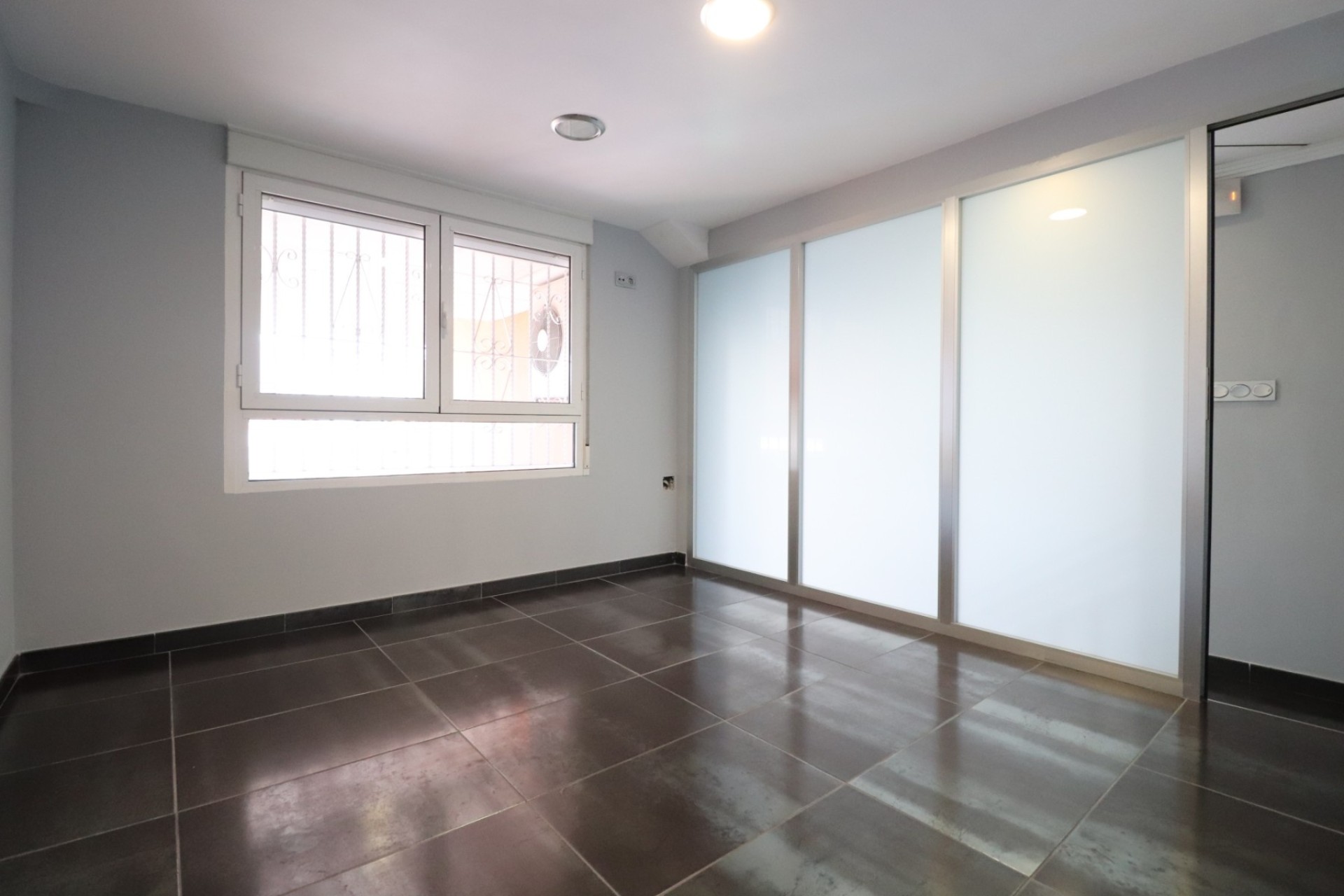 Sprzedaż - Reklama w telewizji -
Formentera del Segura - Formentera - Village