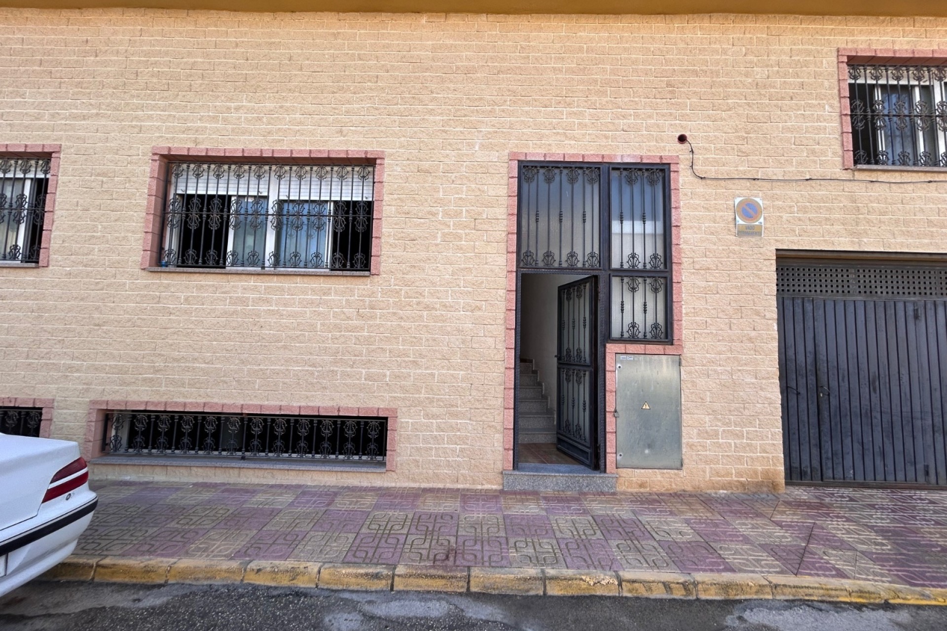 Sprzedaż - Reklama w telewizji -
Jacarilla