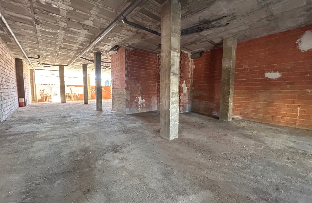 Sprzedaż - Reklama w telewizji -
Jacarilla