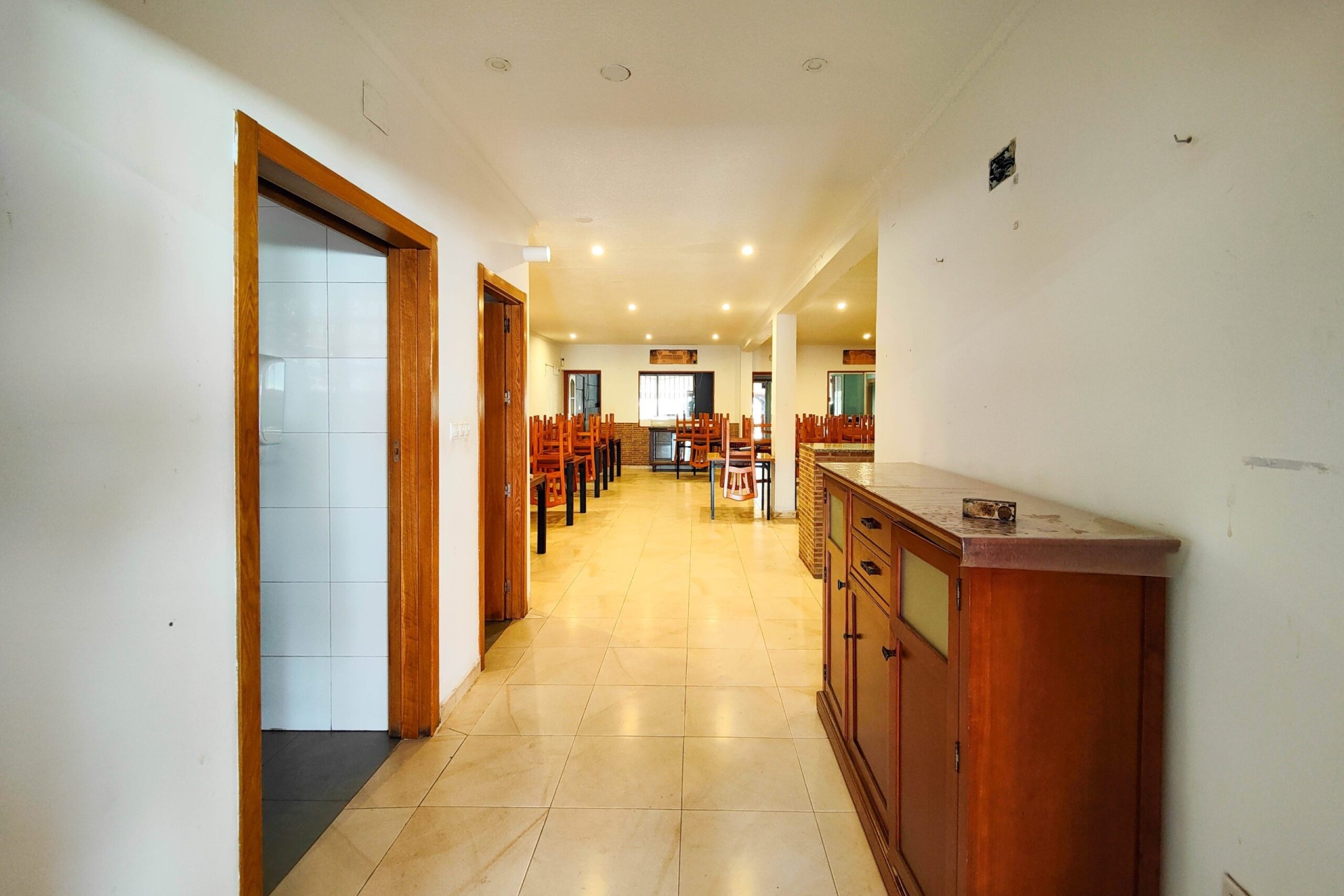 Sprzedaż - Reklama w telewizji -
Torrevieja - La Siesta - El Chaparral - San Luis