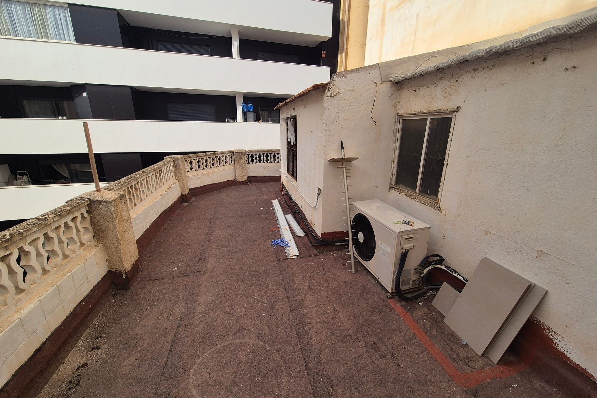 Sprzedaż - Reklama w telewizji -
Torrevieja - Torrevieja Centro