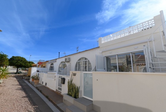  - Sprzedaż - Torrevieja -
                El chaparral