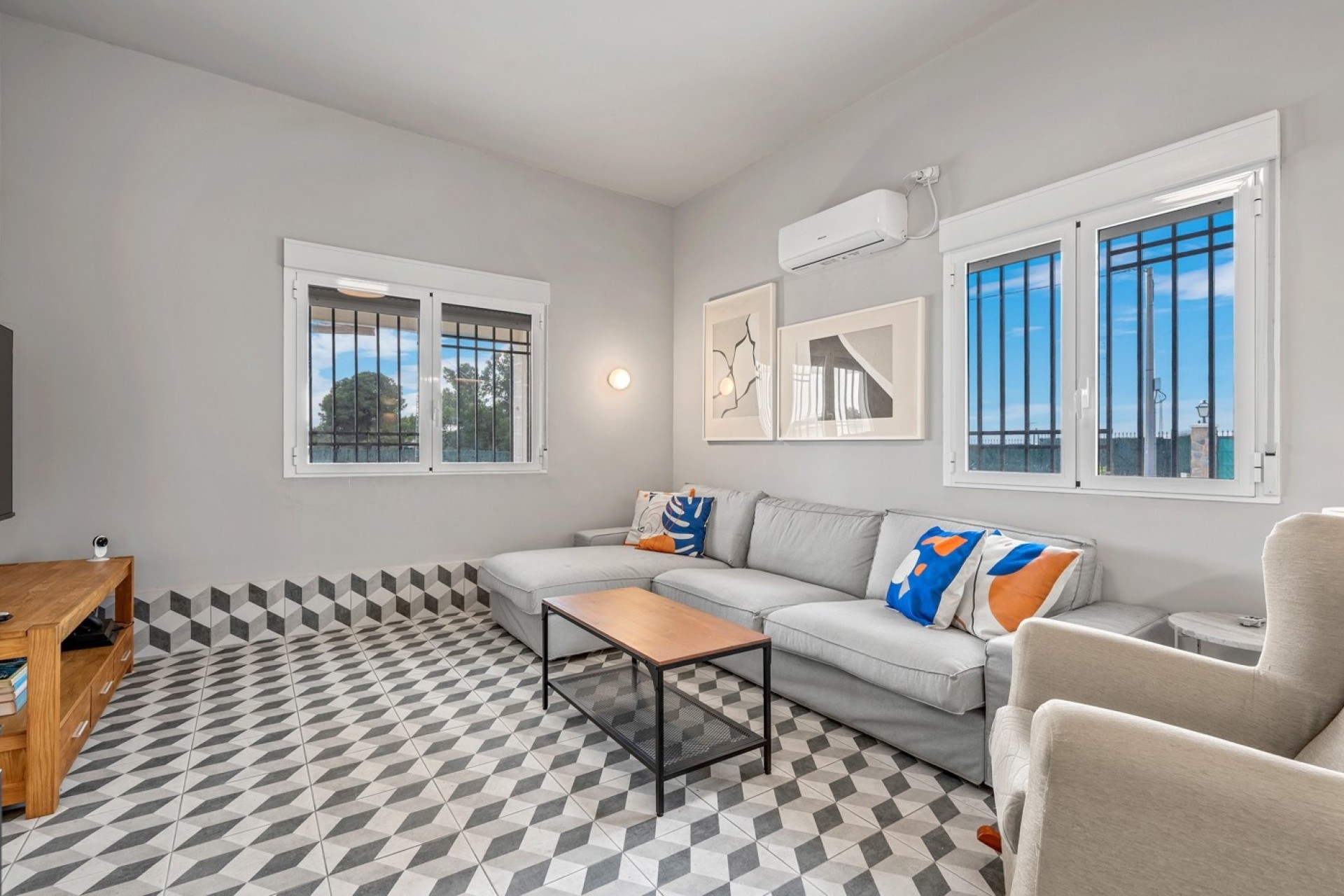 Sprzedaż - Villa -
Elche - Elche/Elx