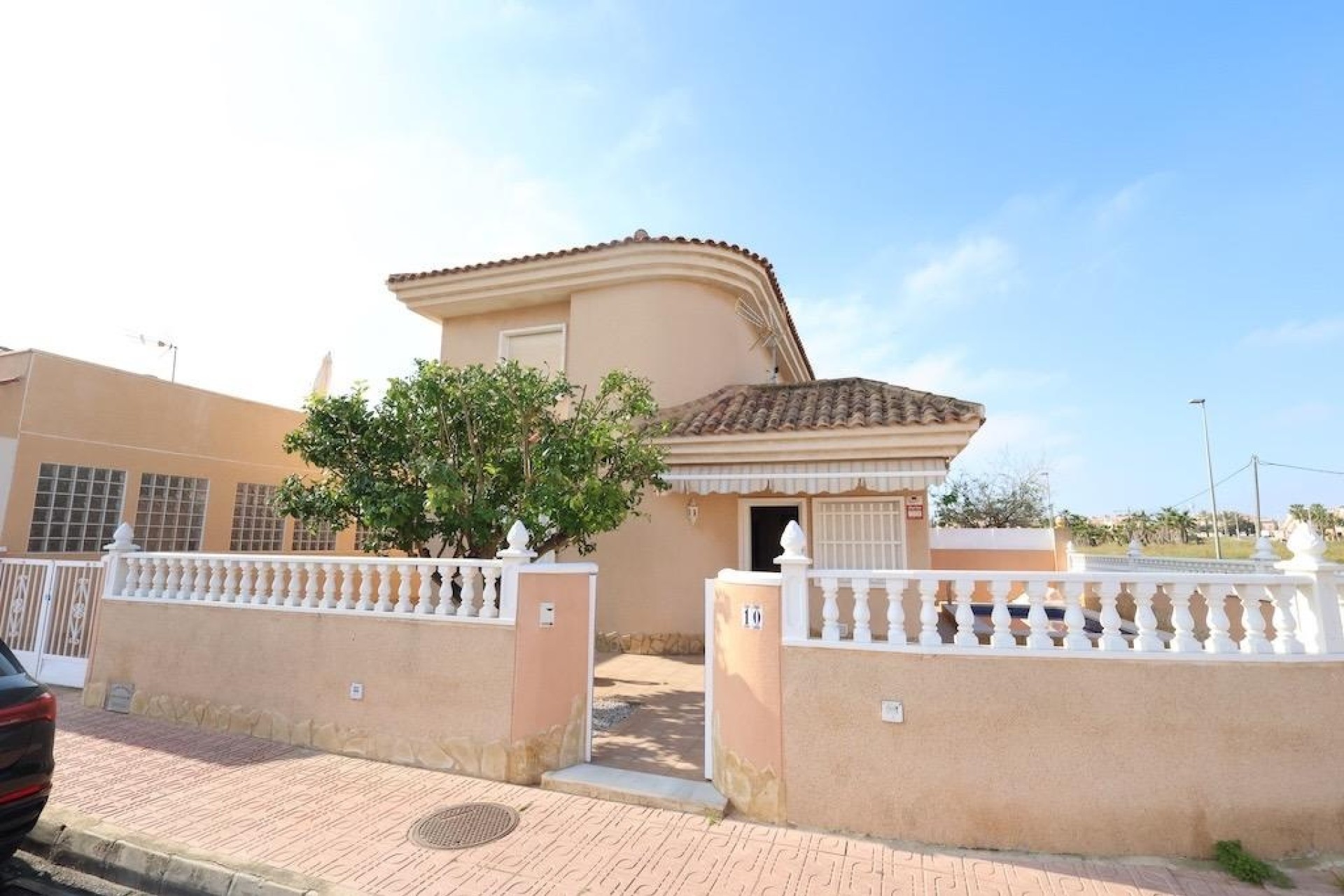 Sprzedaż - Villa -
Torrevieja - Los Balcones