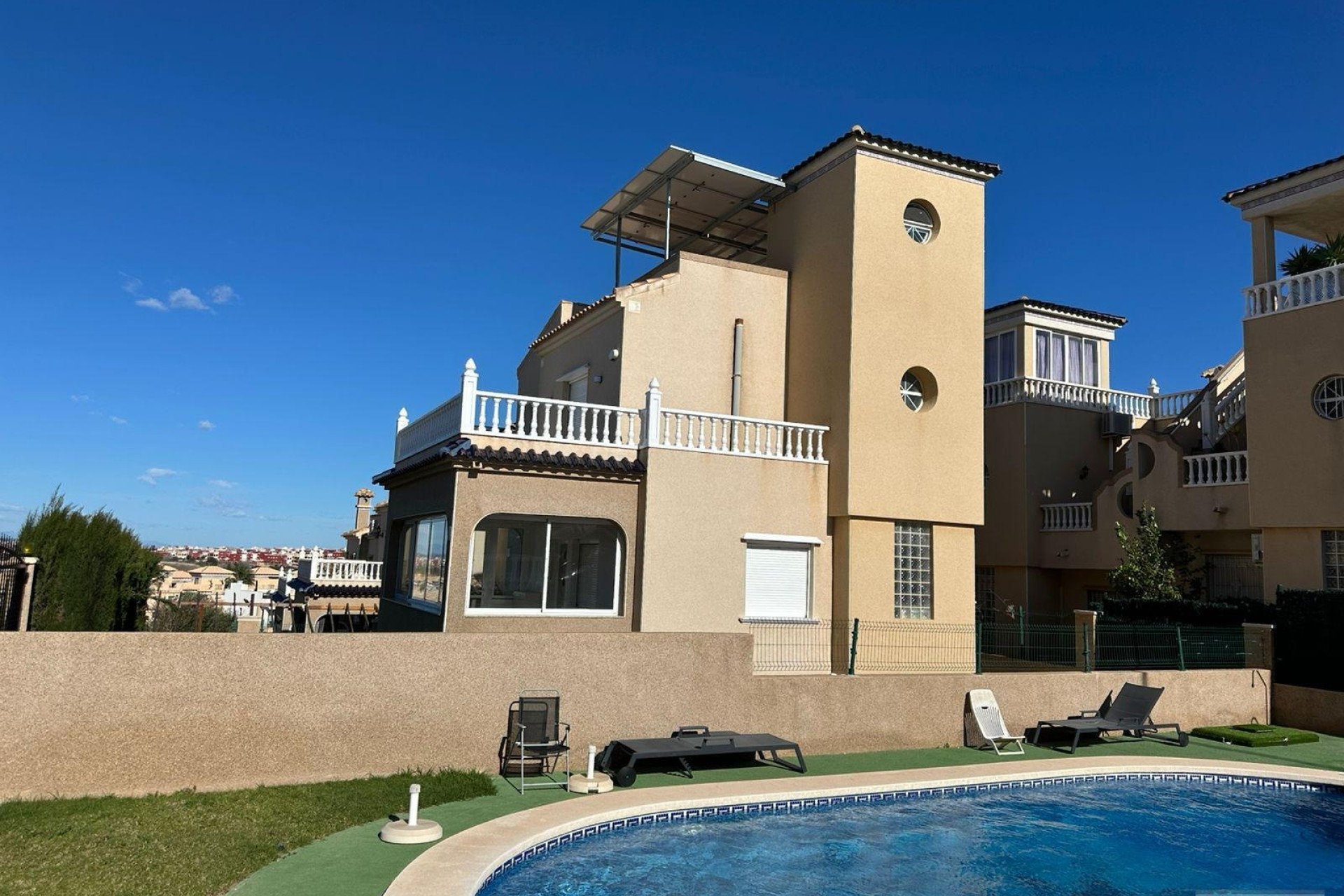 Sprzedaż - Villa -
Torrevieja - VILLAMARTIN