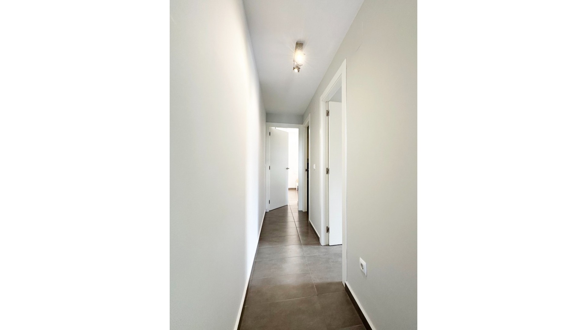 Sprzedaż - Willa w zabudowie bliźniaczej -
Algorfa - La Finca Golf