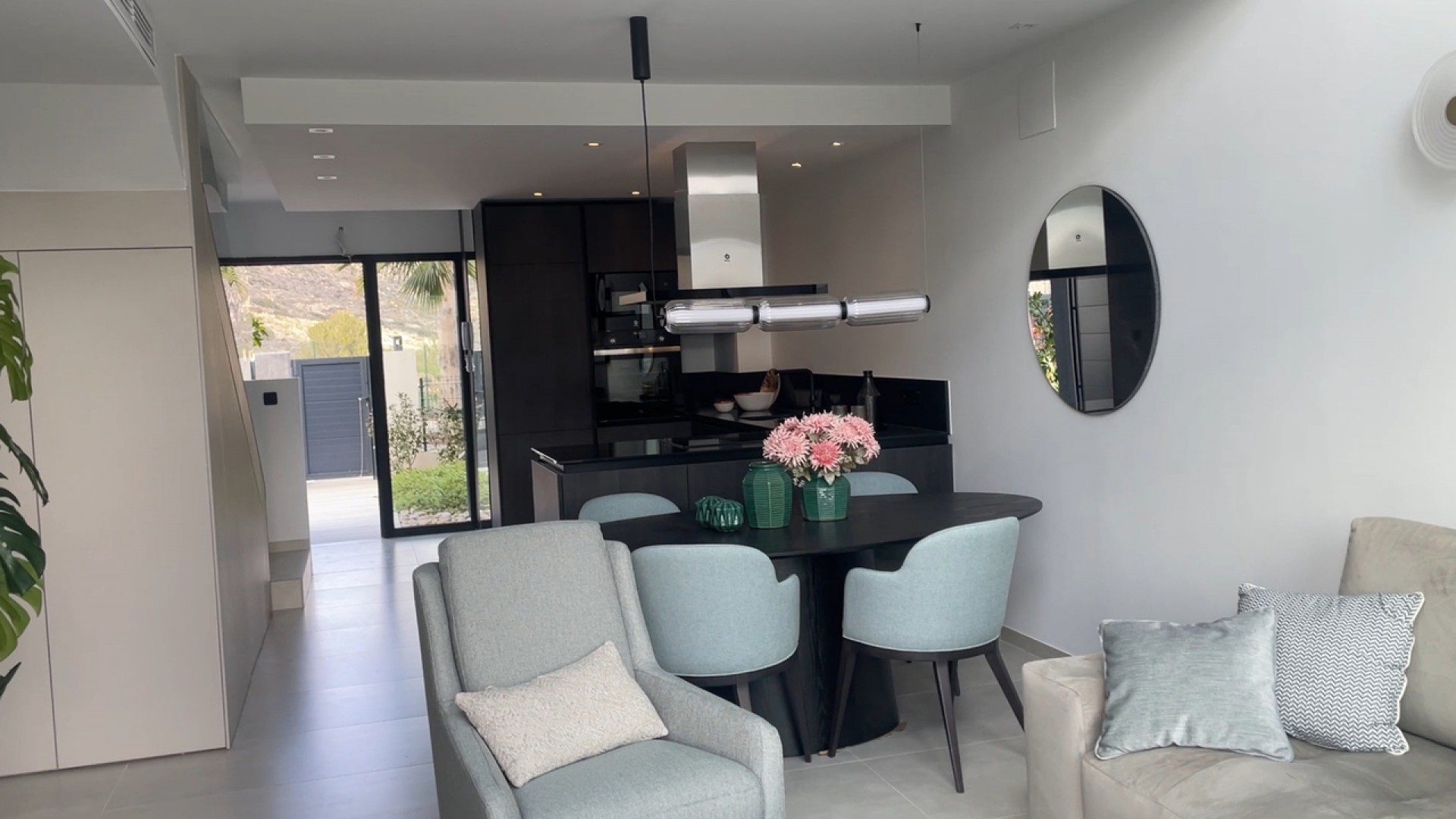 Sprzedaż - Willa w zabudowie bliźniaczej -
Algorfa