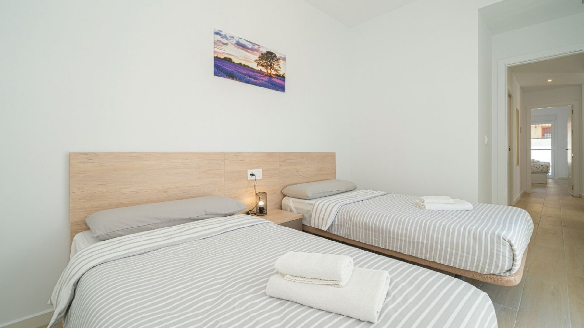 Sprzedaż - Willa w zabudowie bliźniaczej -
Avileses