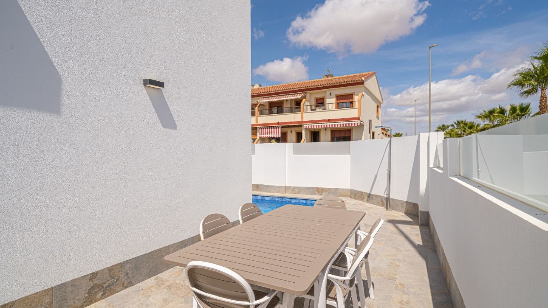 Sprzedaż - Willa w zabudowie bliźniaczej -
Avileses