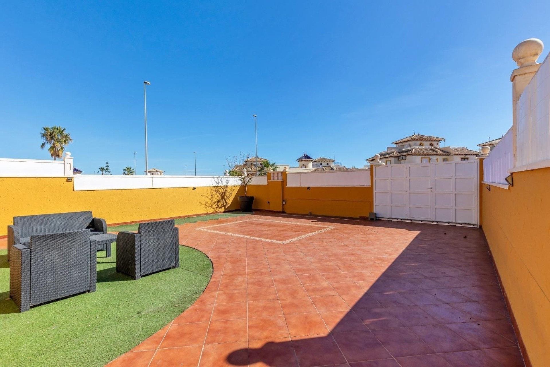 Sprzedaż - Willa w zabudowie bliźniaczej -
Cabo Roig - Lomas de Cabo Roig