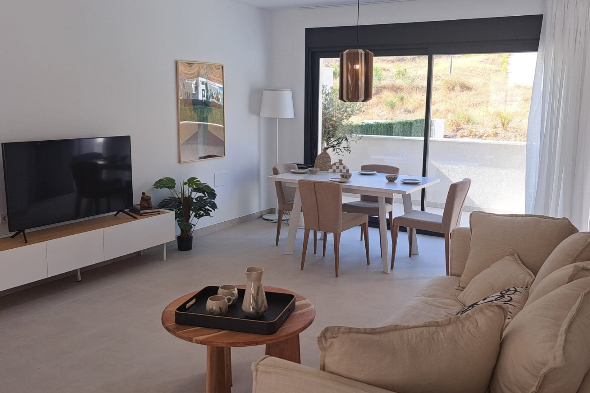 Sprzedaż - Willa w zabudowie bliźniaczej -
Cox