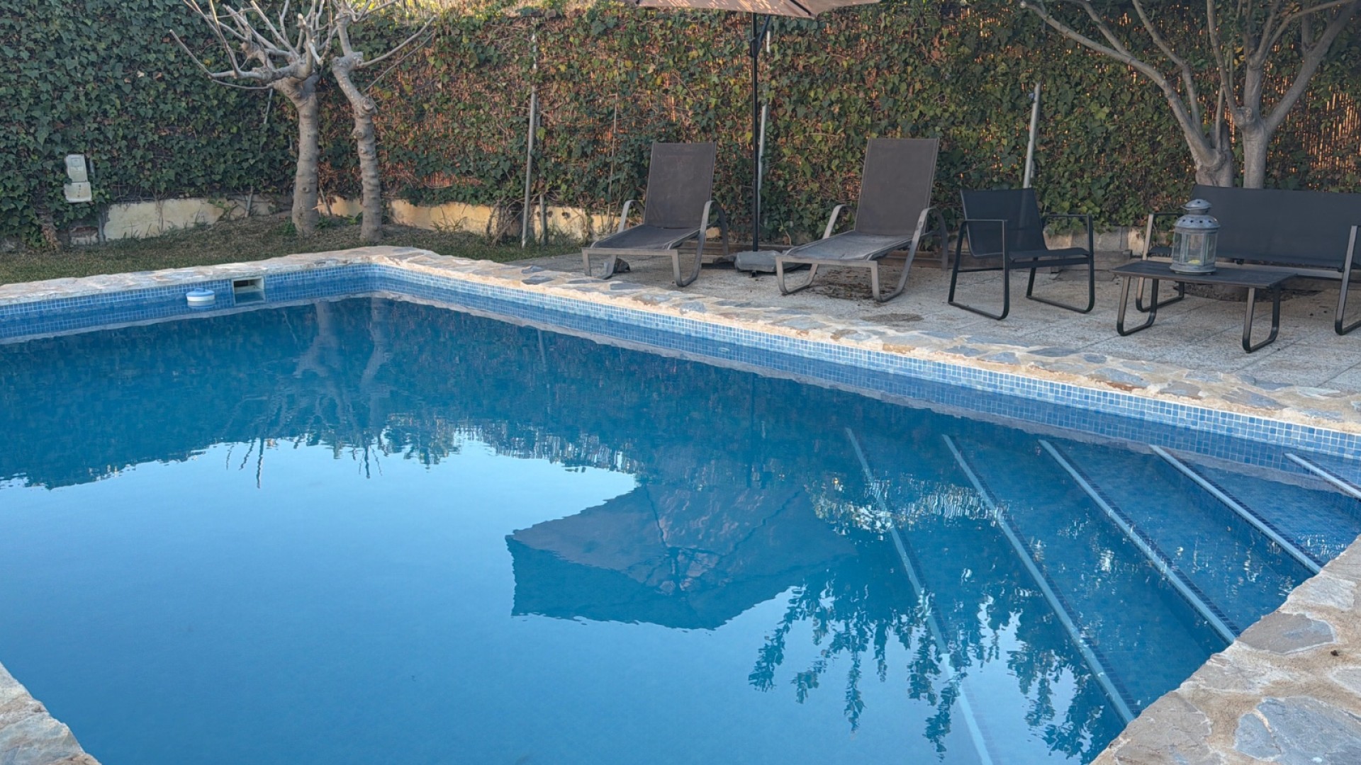 Sprzedaż - Willa w zabudowie bliźniaczej -
Dolores