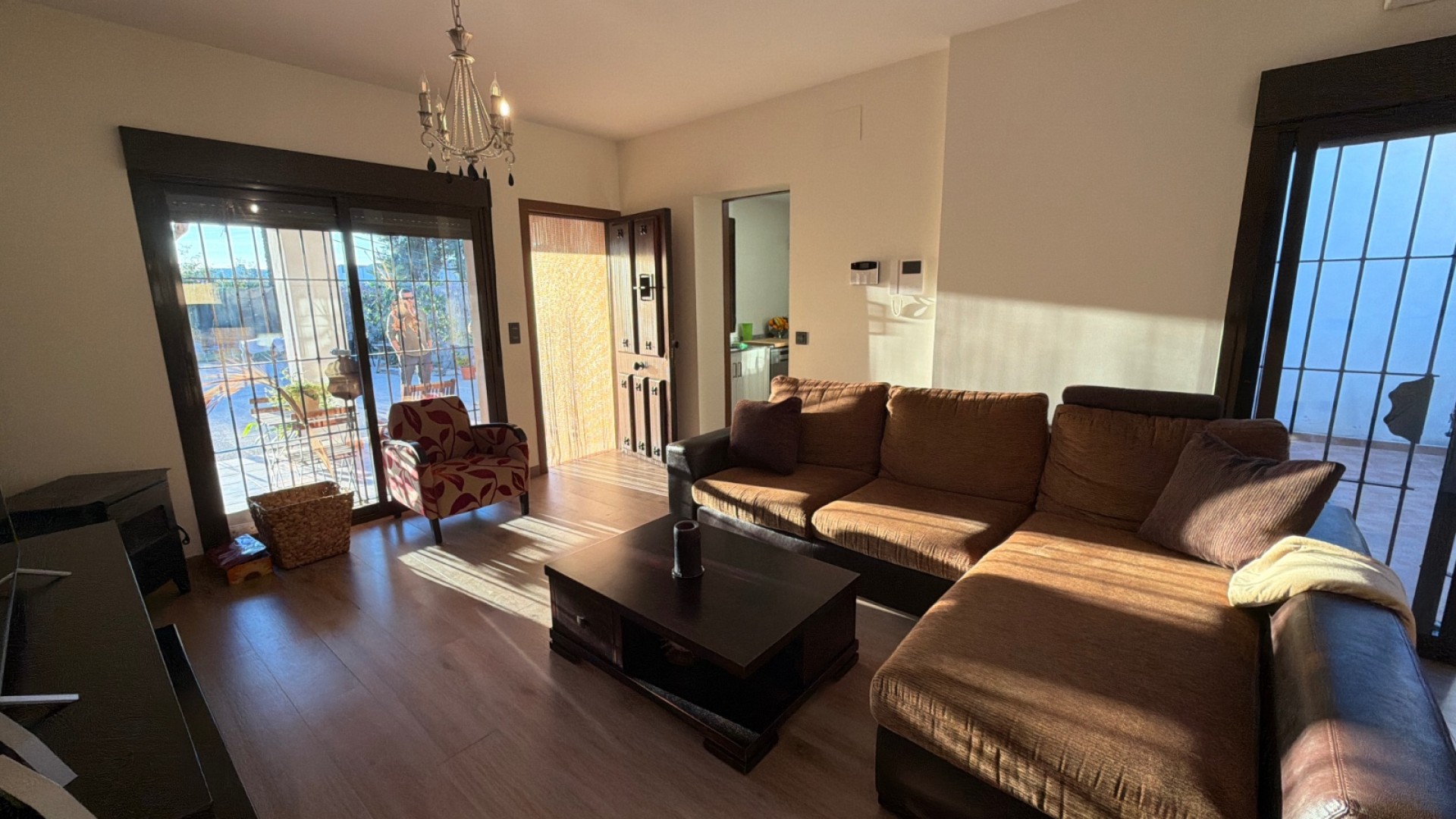 Sprzedaż - Willa w zabudowie bliźniaczej -
Dolores