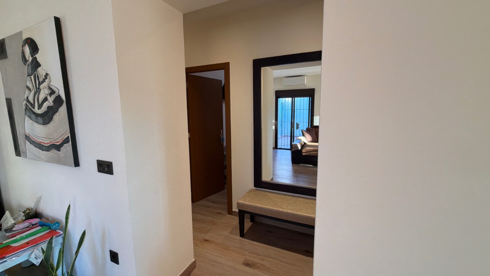 Sprzedaż - Willa w zabudowie bliźniaczej -
Dolores