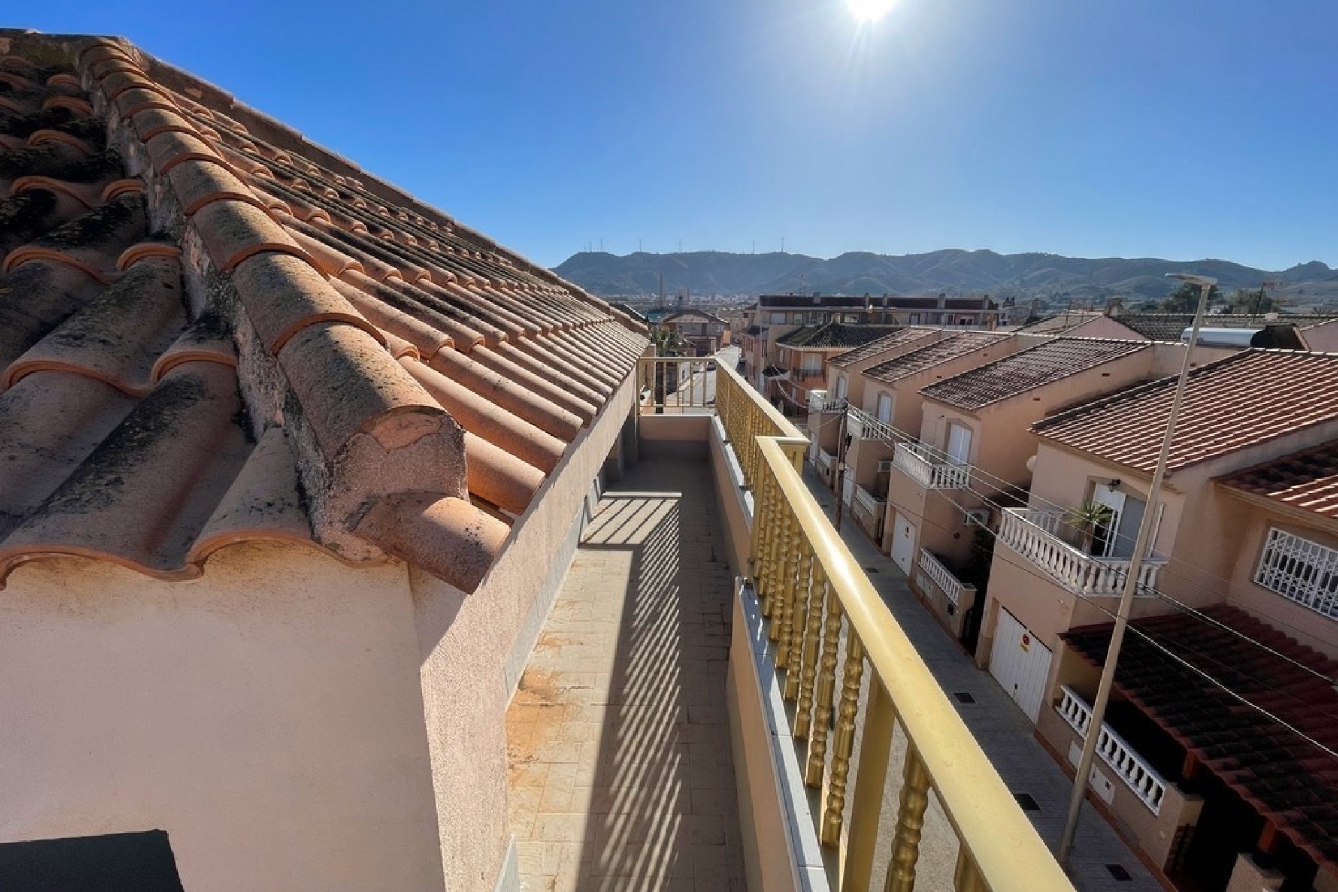 Sprzedaż - Willa w zabudowie bliźniaczej -
La Union