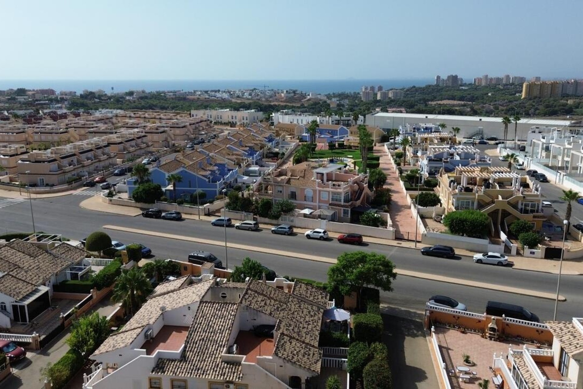 Sprzedaż - Willa w zabudowie bliźniaczej -
Lomas de Cabo Roig