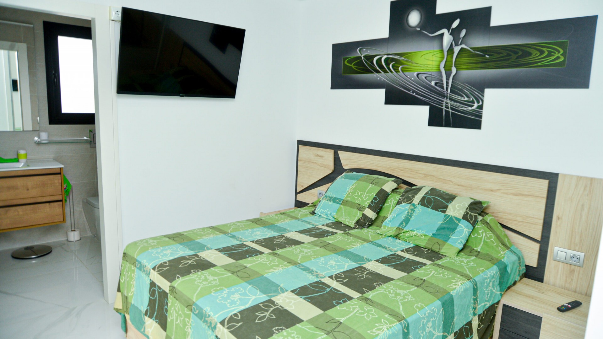 Sprzedaż - Willa w zabudowie bliźniaczej -
Los Montesinos - 0