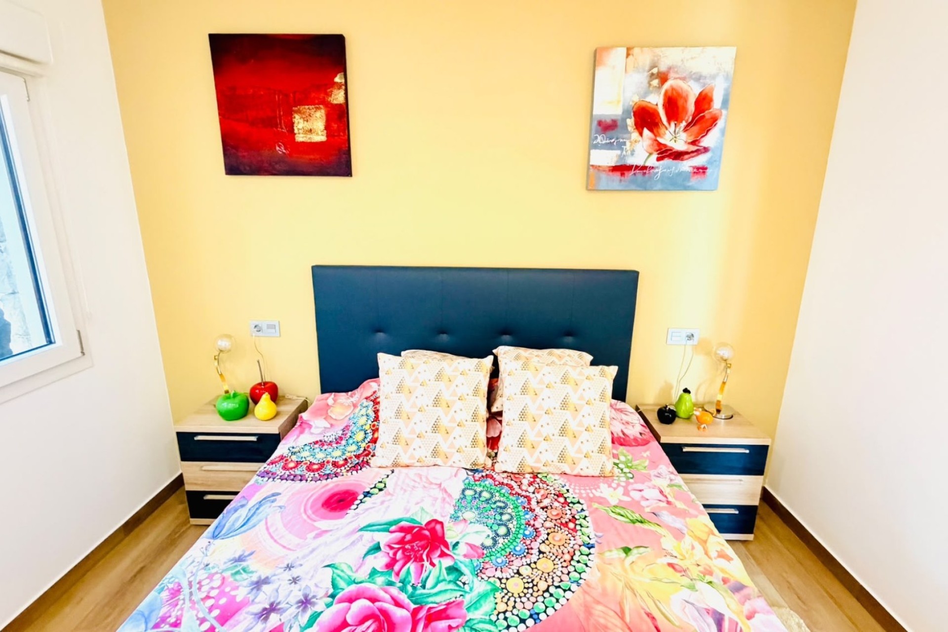Sprzedaż - Willa w zabudowie bliźniaczej -
Los Montesinos - La Herada