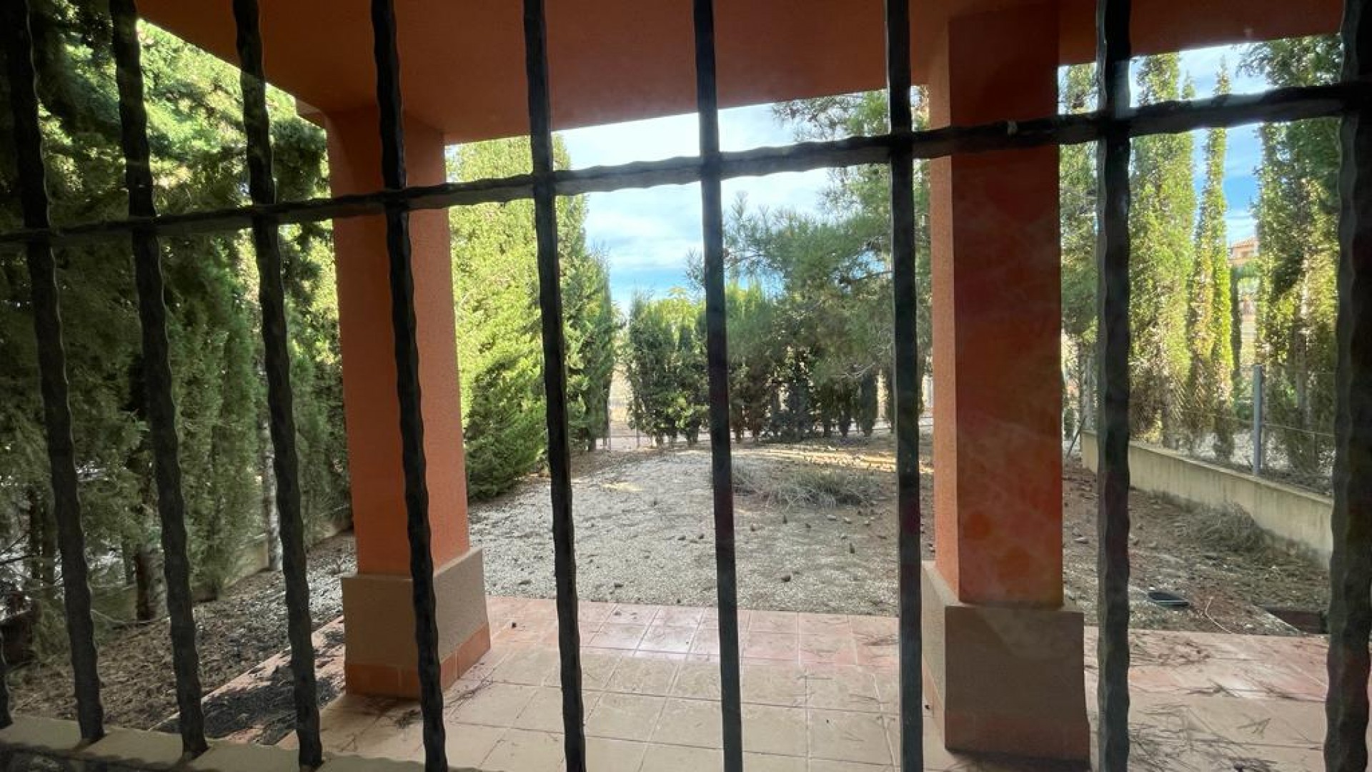 Sprzedaż - Willa w zabudowie bliźniaczej -
Murcia