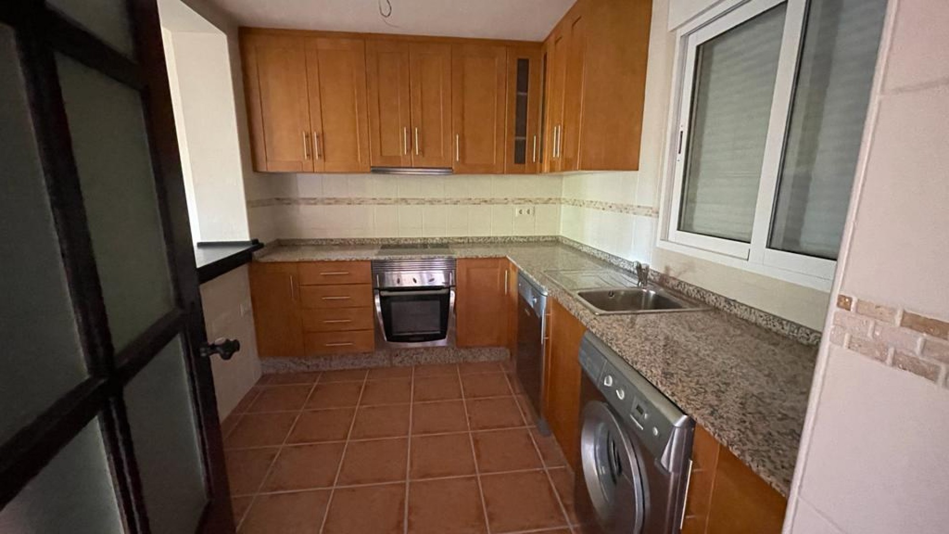 Sprzedaż - Willa w zabudowie bliźniaczej -
Murcia