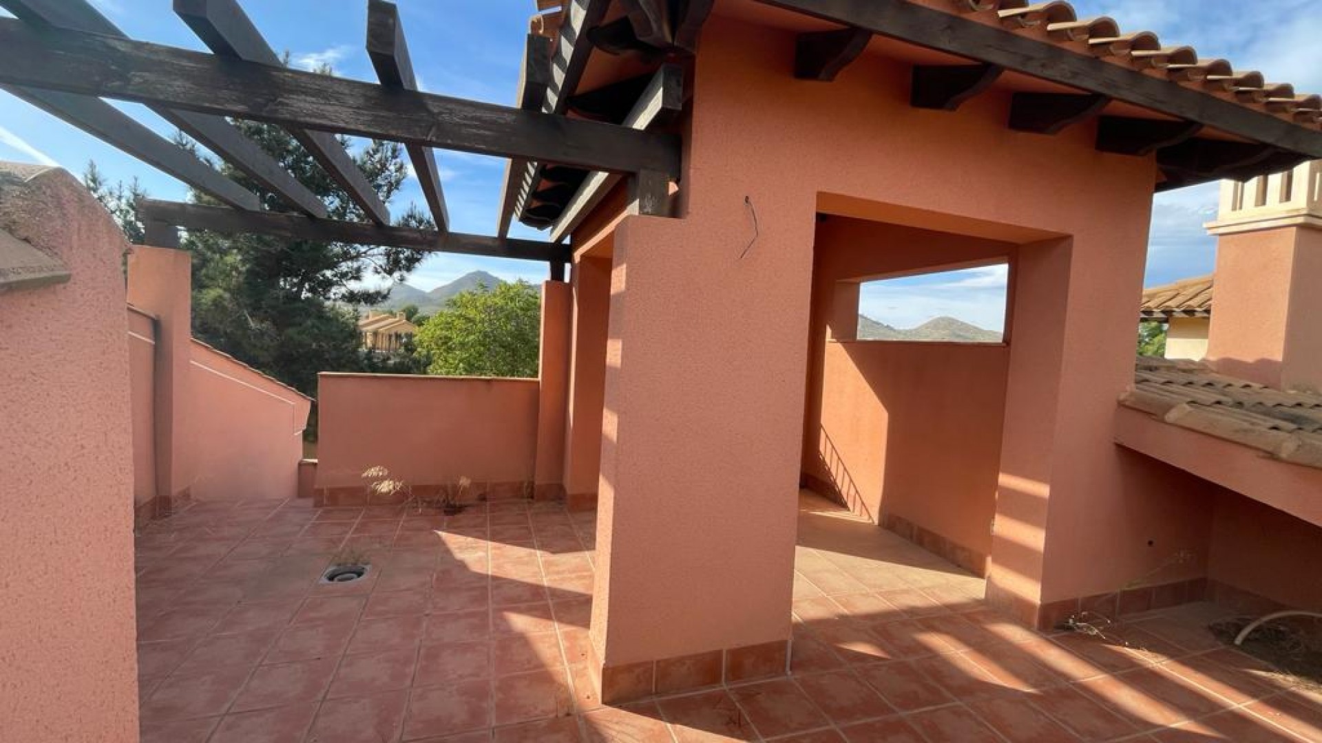 Sprzedaż - Willa w zabudowie bliźniaczej -
Murcia