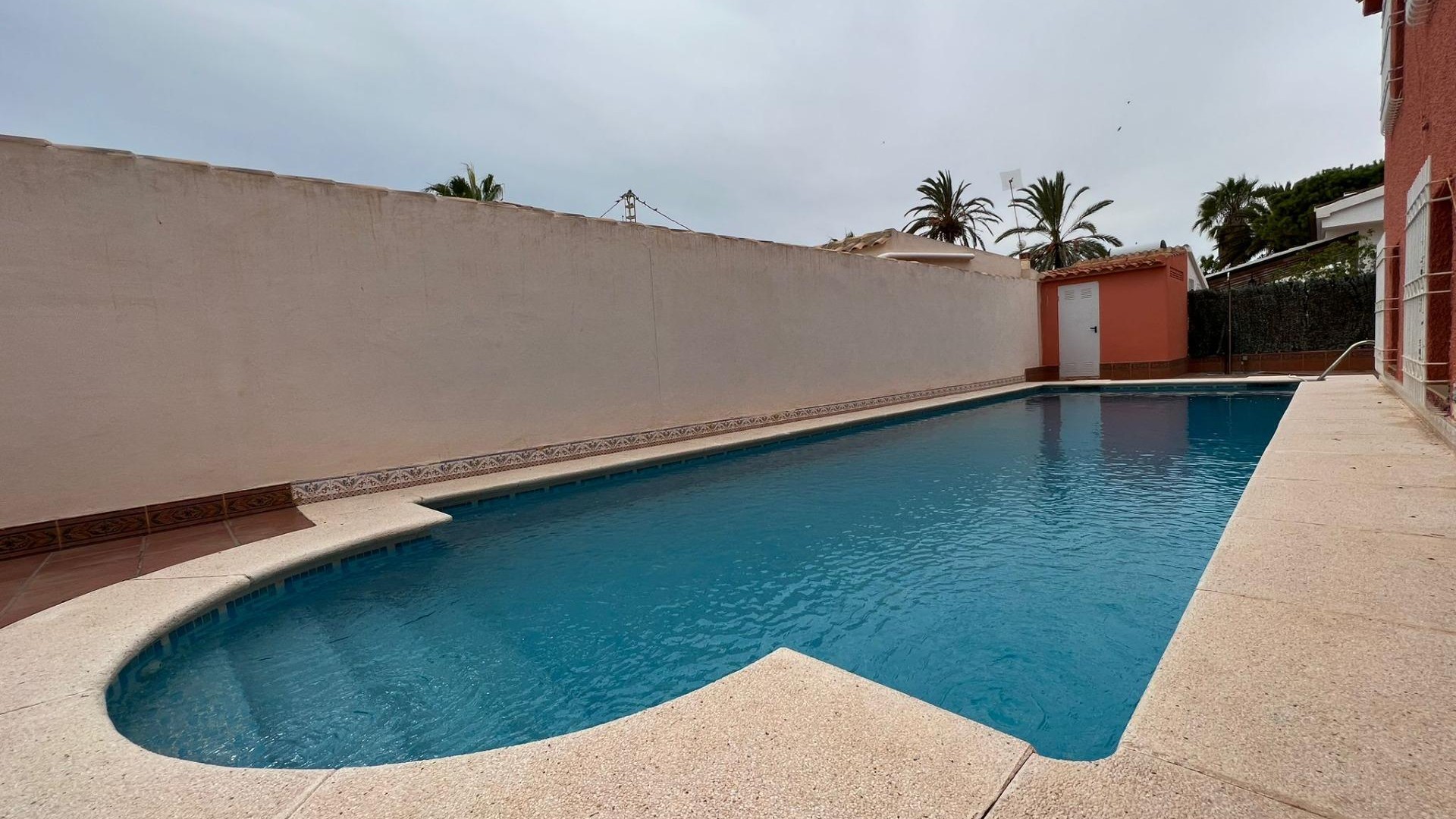 Sprzedaż - Willa w zabudowie bliźniaczej -
Orihuela Costa - Cabo Roig