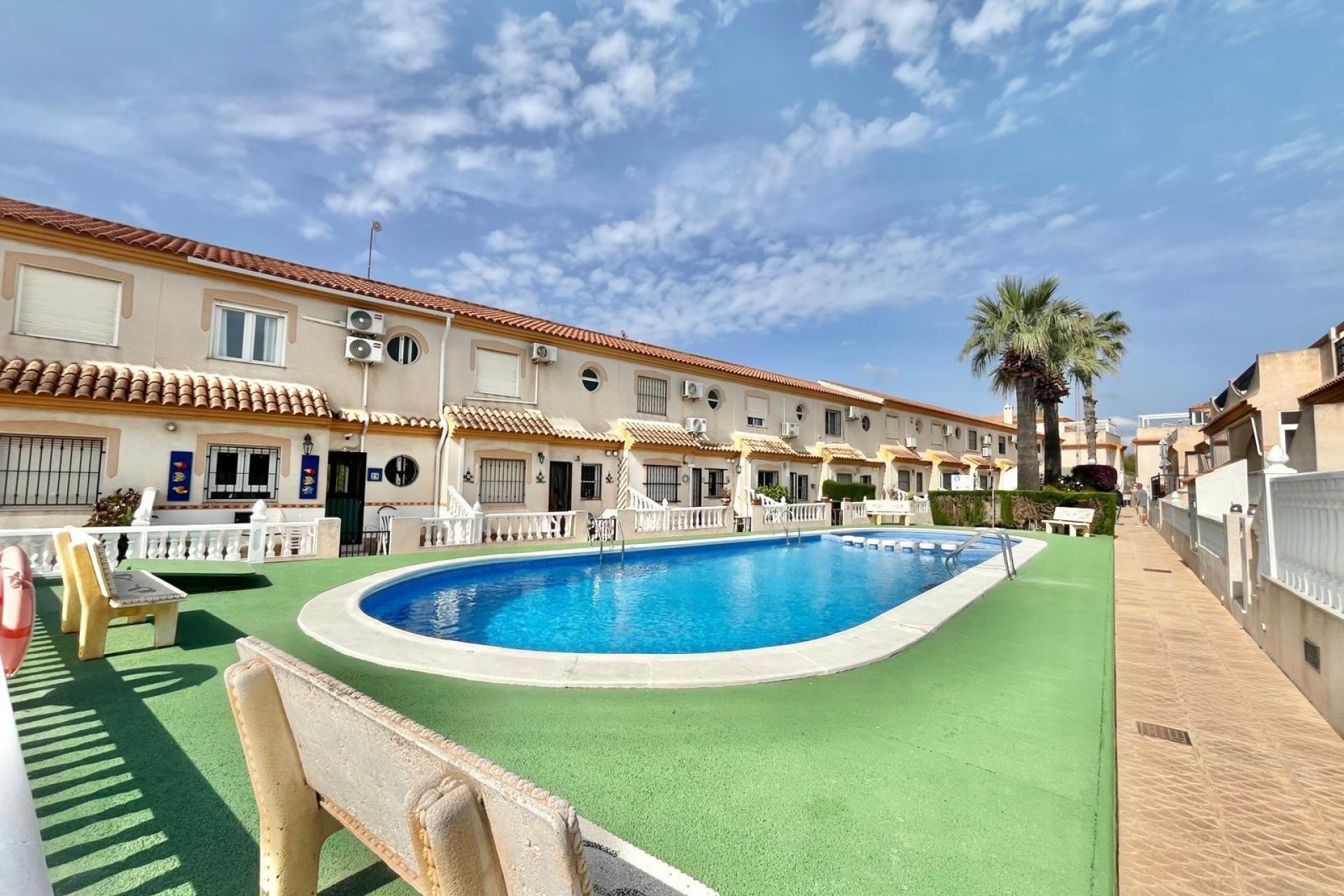 Sprzedaż - Willa w zabudowie bliźniaczej -
Orihuela Costa - Playa Flamenca