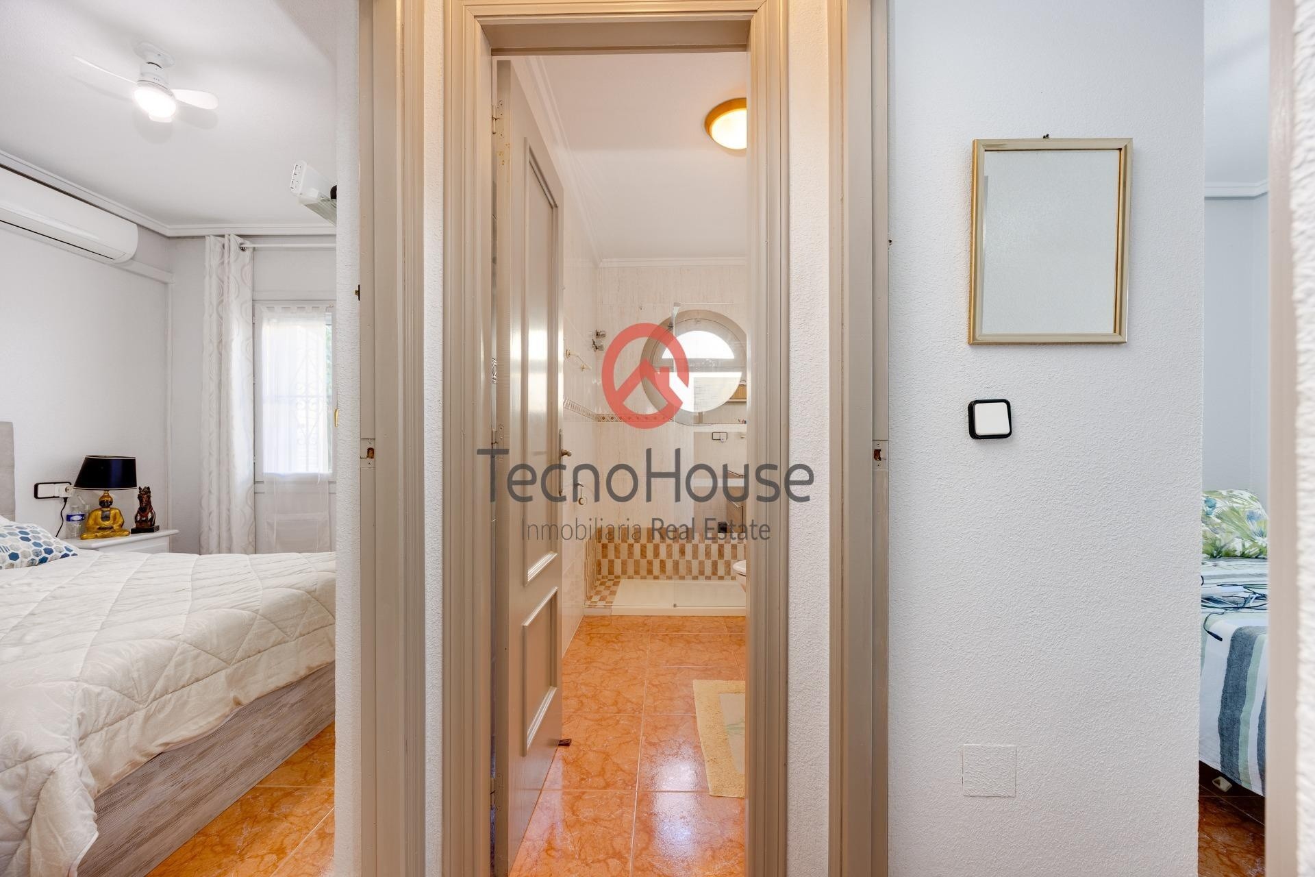 Sprzedaż - Willa w zabudowie bliźniaczej -
Orihuela Costa - Playa Flamenca