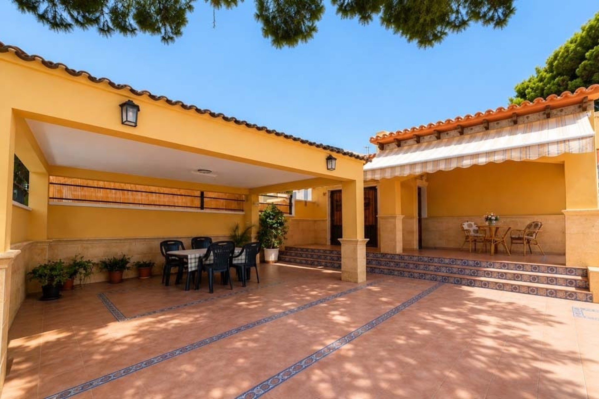 Sprzedaż - Willa w zabudowie bliźniaczej -
Orihuela Costa - Punta Prima