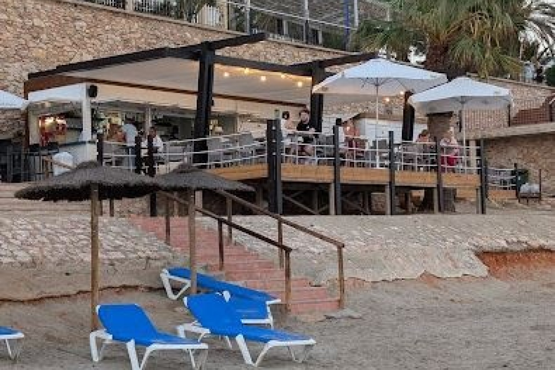 Sprzedaż - Willa w zabudowie bliźniaczej -
Orihuela Costa - Punta Prima