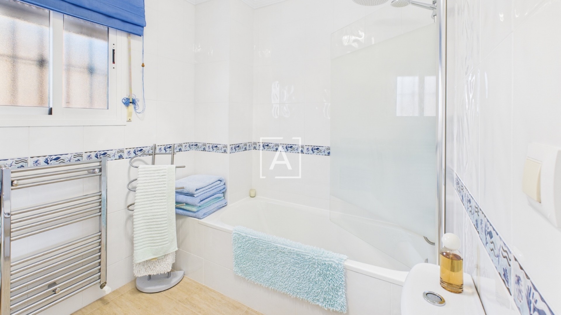 Sprzedaż - Willa w zabudowie bliźniaczej -
Pinar de Campoverde