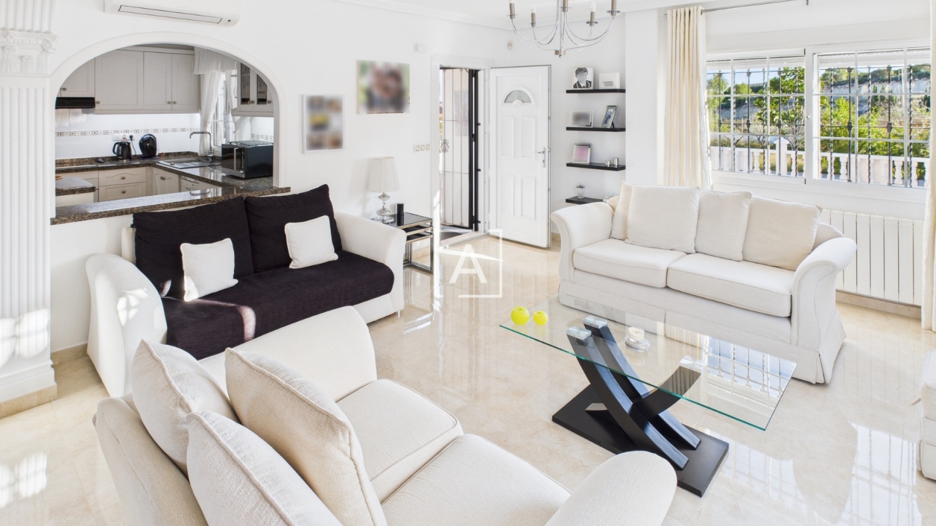 Sprzedaż - Willa w zabudowie bliźniaczej -
Pinar de Campoverde