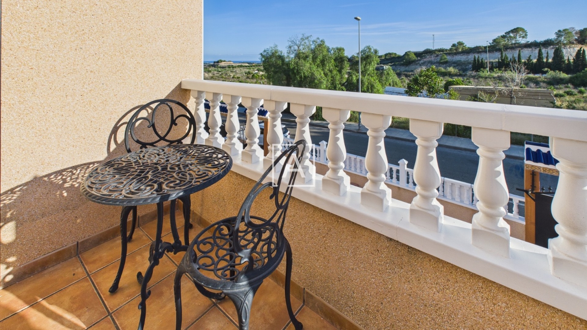 Sprzedaż - Willa w zabudowie bliźniaczej -
Pinar de Campoverde