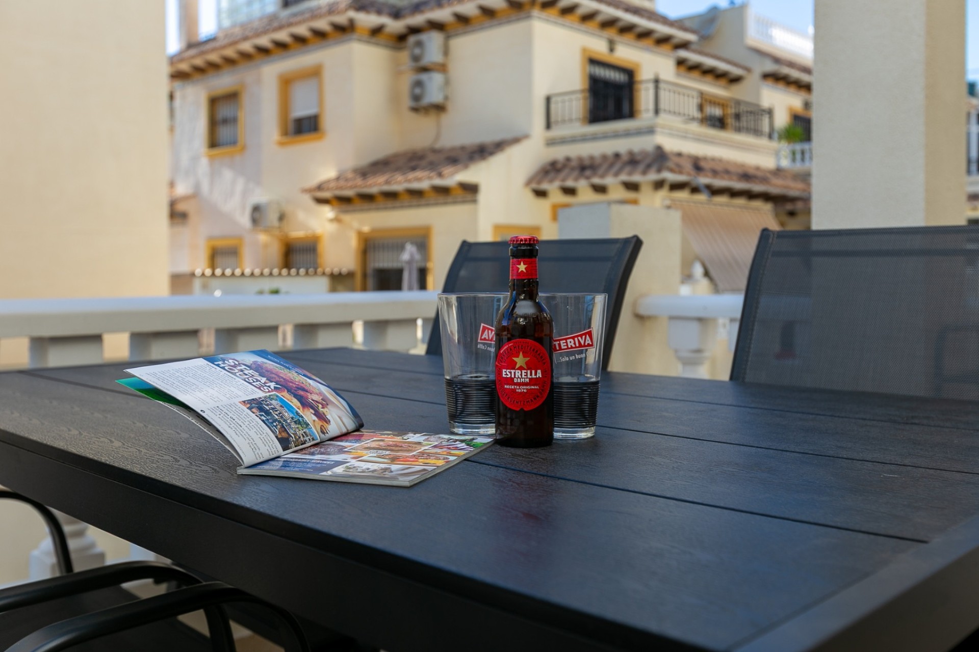 Sprzedaż - Willa w zabudowie bliźniaczej -
Playa Flamenca