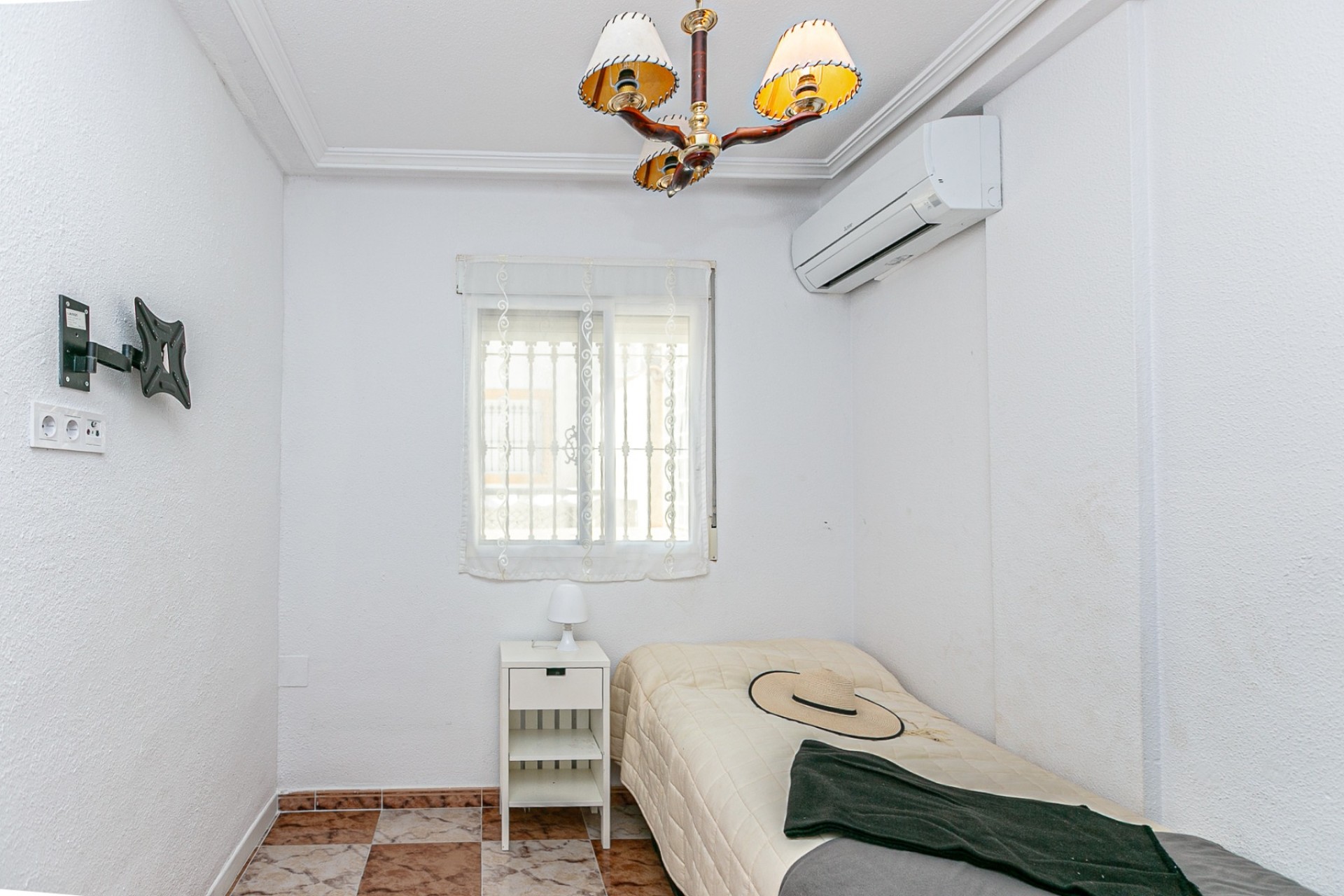 Sprzedaż - Willa w zabudowie bliźniaczej -
Playa Flamenca