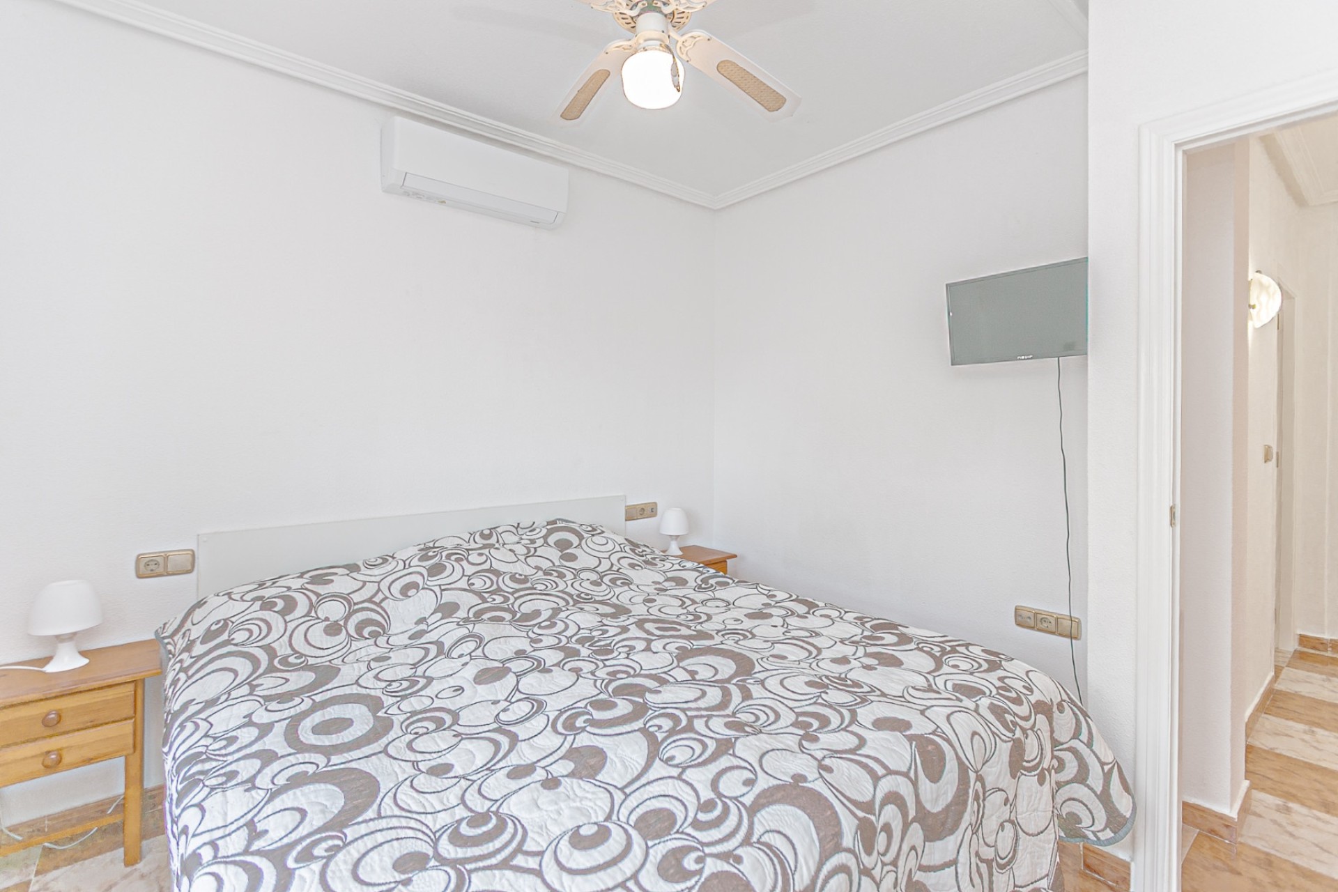 Sprzedaż - Willa w zabudowie bliźniaczej -
Playa Flamenca