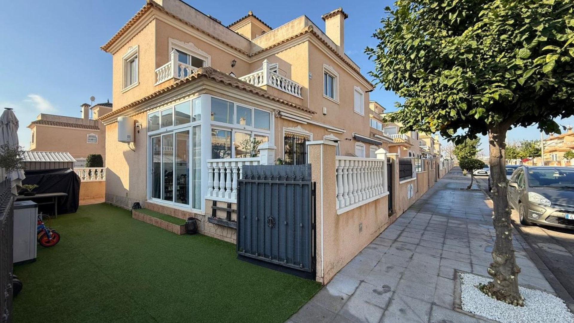 Sprzedaż - Willa w zabudowie bliźniaczej -
Torre de la Horadada