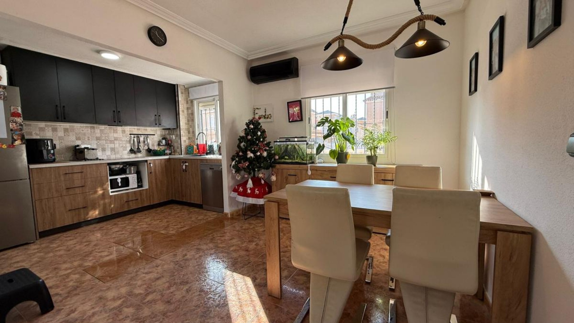 Sprzedaż - Willa w zabudowie bliźniaczej -
Torre de la Horadada